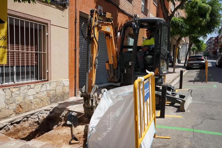 Treballs de reurbanització a l'avinguda de les Flors