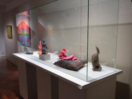 El Centre Jujol-Can Negre acull una exposició monogràfica del prestigiós artista Dis Berlin en diàleg amb les ondulacions modernistes de l’arquitecte Josep Maria Jujol